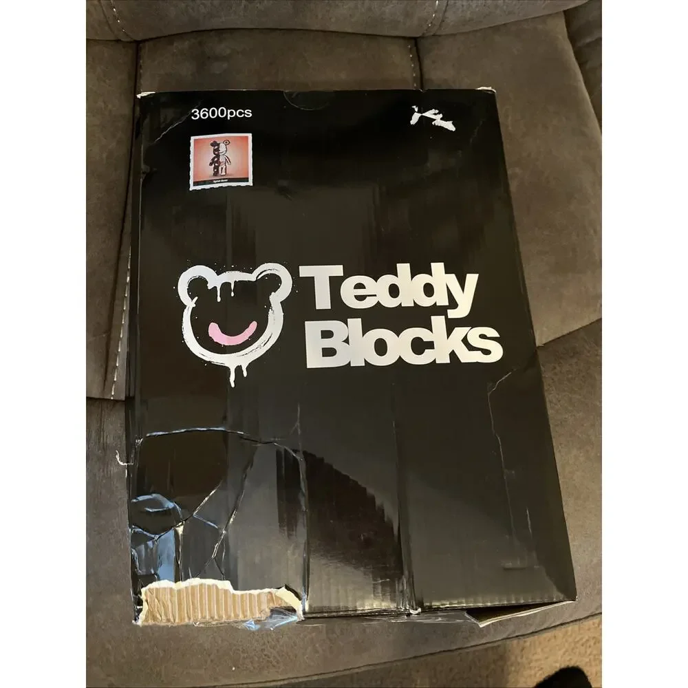 New Teddy Blocks Splat Bear, Building Set, Decoration Toy 3600 Pieces. Box Damag